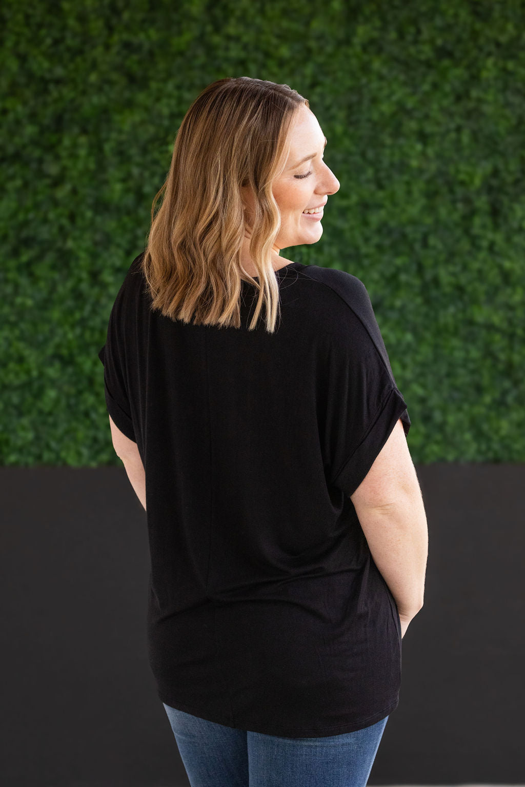 Michelle Mae Sierra Pocket Tops - Black