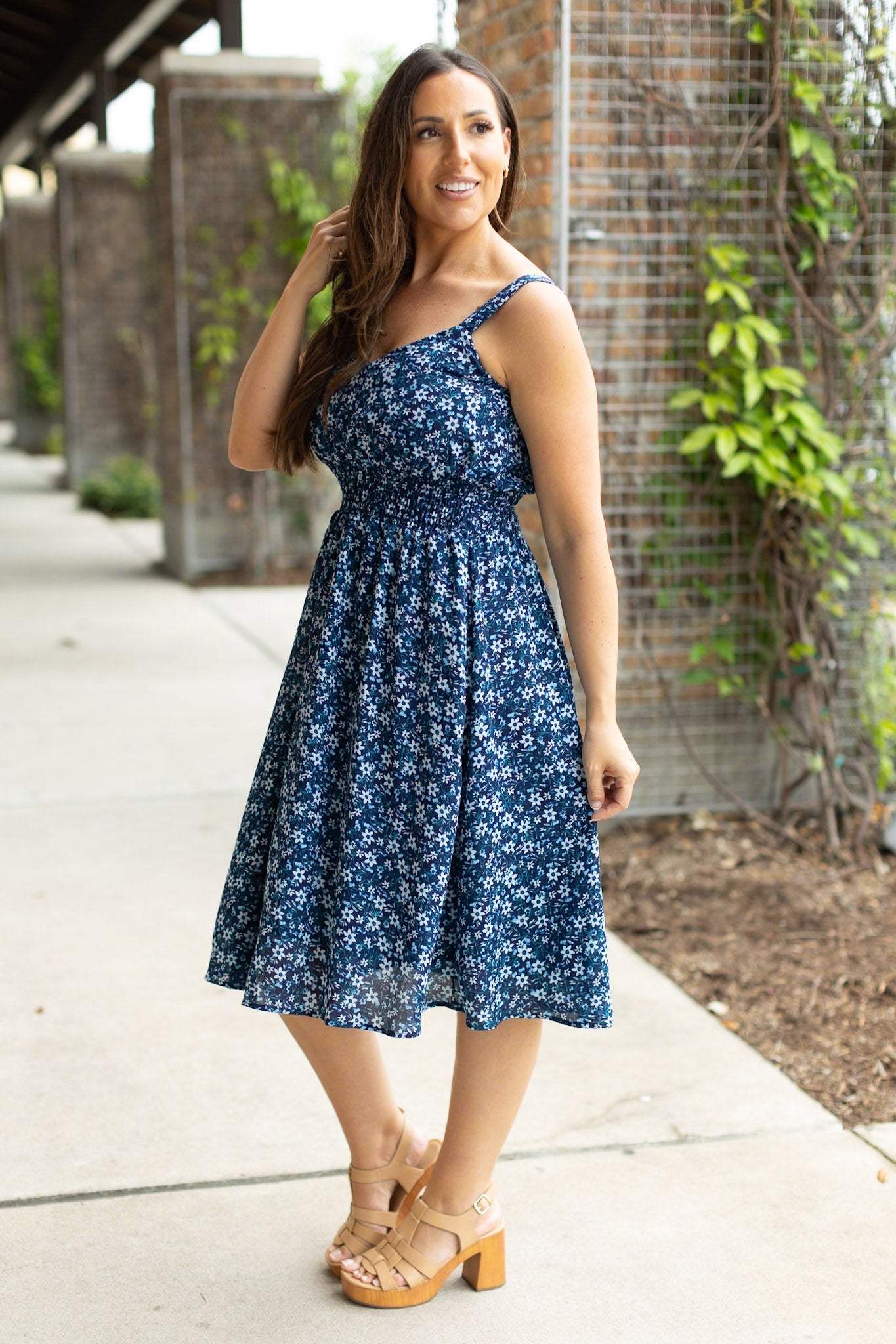 Michelle Mae Cassidy Midi Dress - Blue Floral Mix