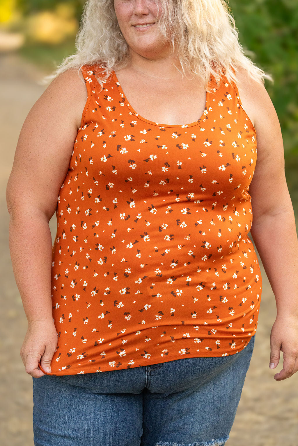 Michelle Mae Luxe Crew Tank - Micro Rust Floral