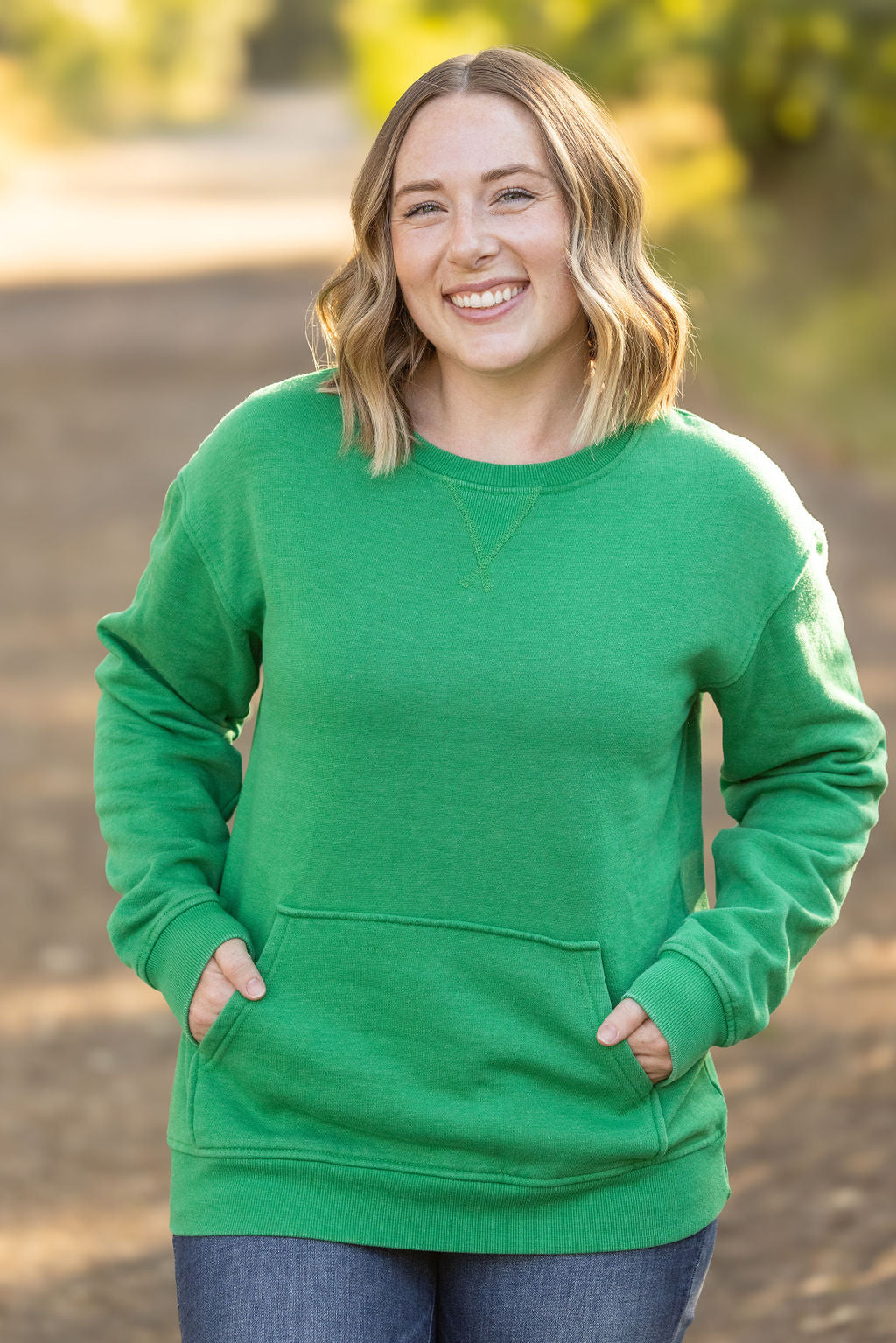 Michelle Mae Vintage Wash Pocket Pullover - Green