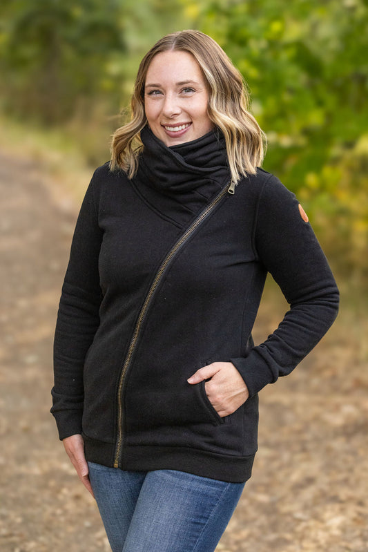 Michelle Mae Quinn ZipUp Cowl - Black