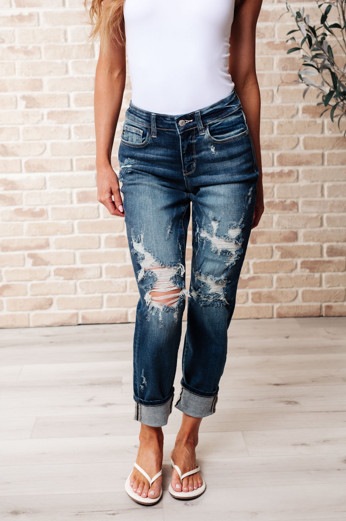 Judy Blue Danny Mid Rise Cuffed Destroyed Boyfriend Jeans