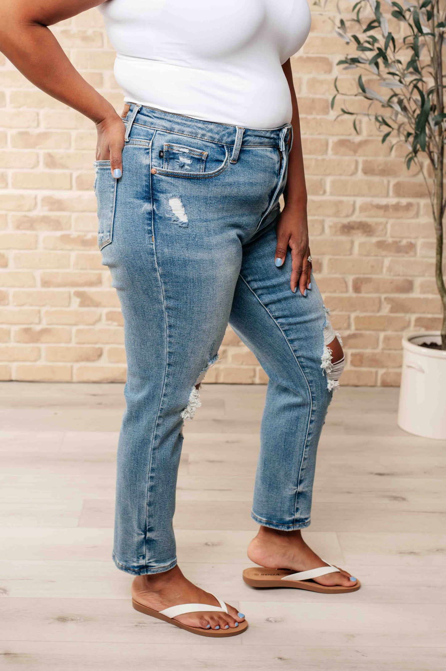 Judy Blue Frankie High Waist Distressed Boyfriend Jeans