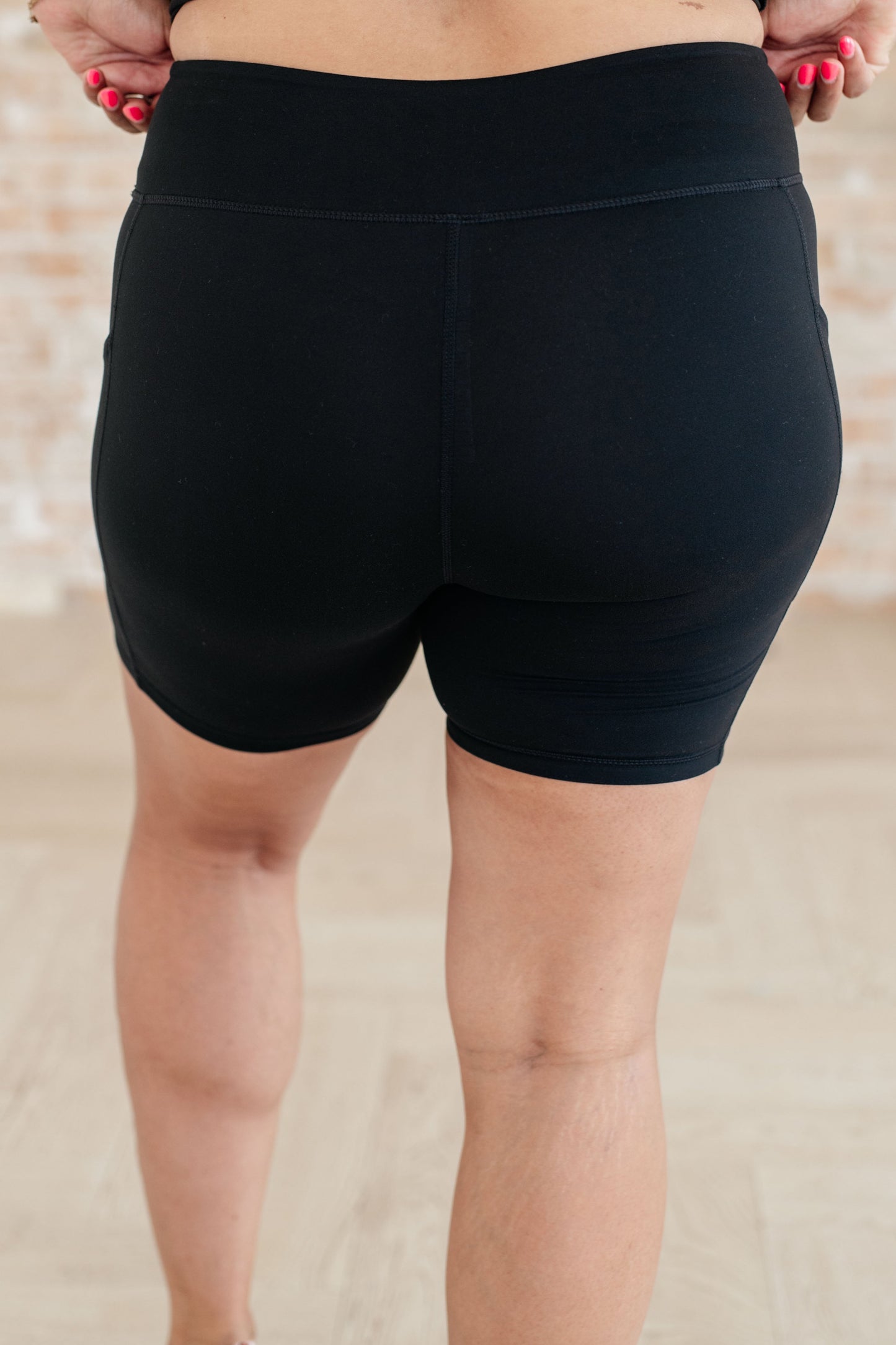 Rae Mode Getting Active Biker Shorts in Black