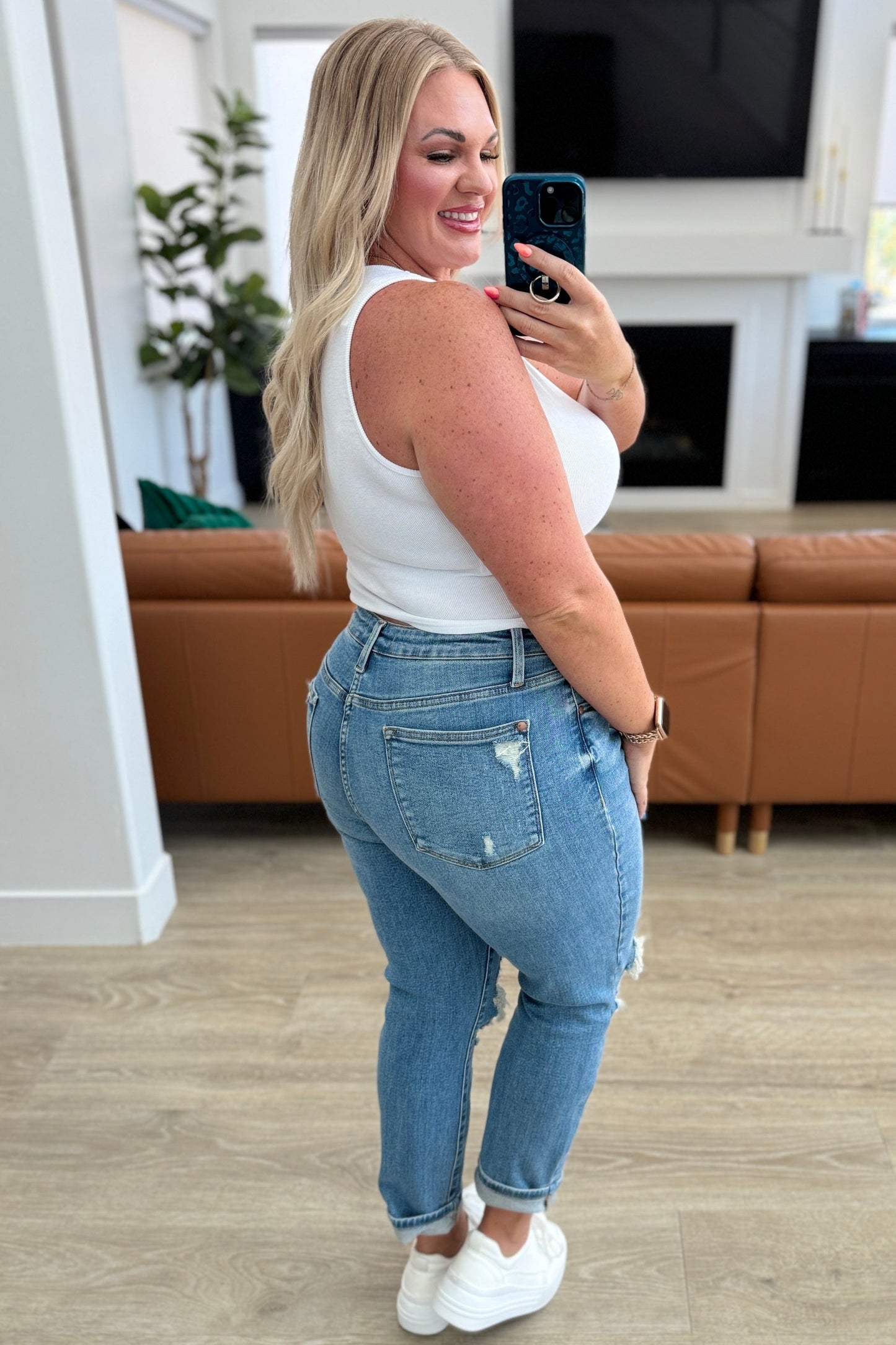 Judy Blue Frankie High Waist Distressed Boyfriend Jeans