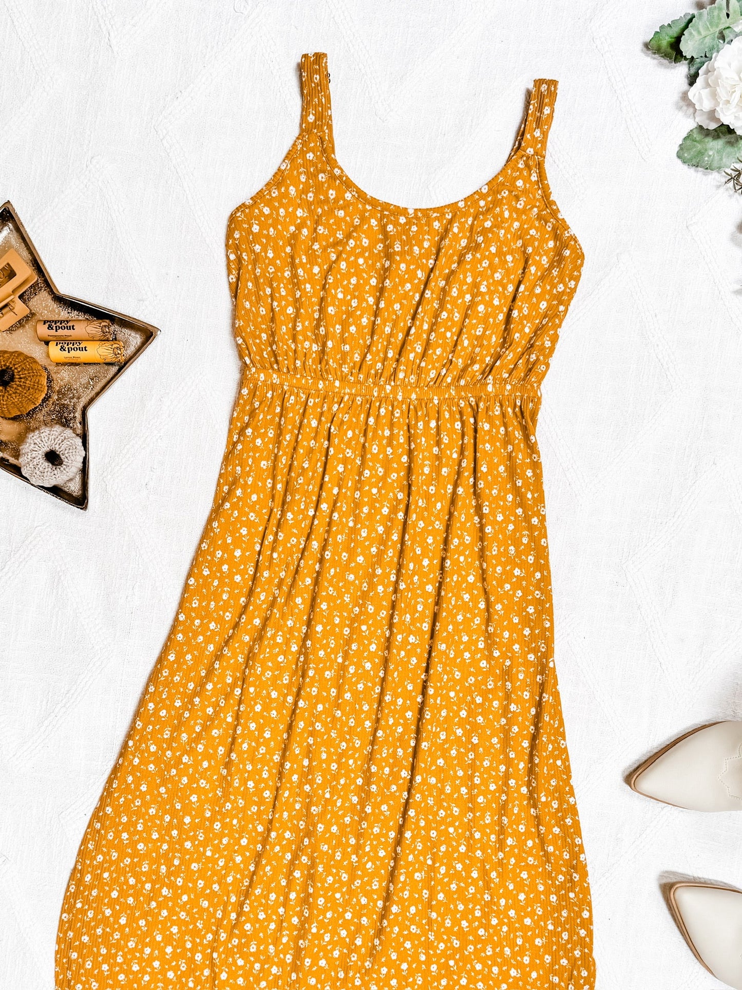 Michelle Mae Reagan Ribbed Midi Dress - Pumpkin Floral