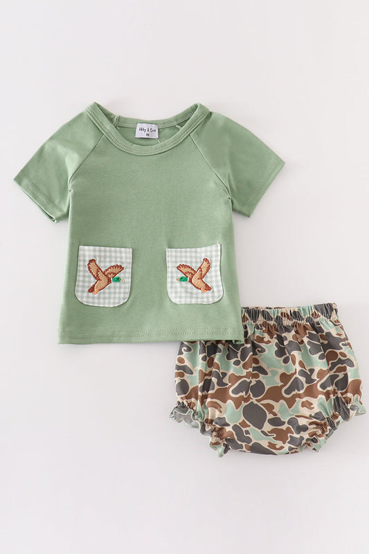 Abby & Evie Camouflage duck embroidery baby set