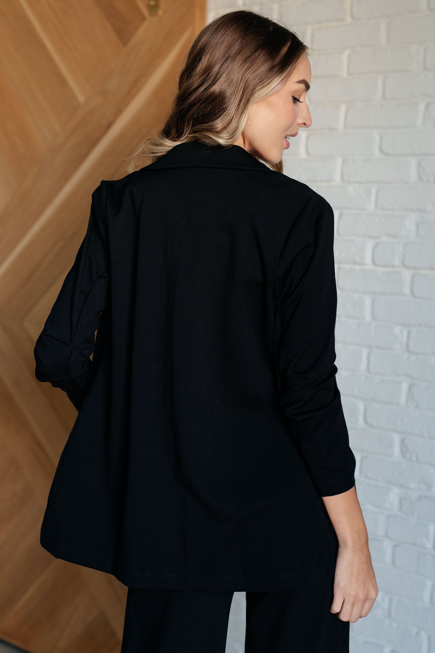 Dear Scarlett Magic 3/4 Blazer in Black