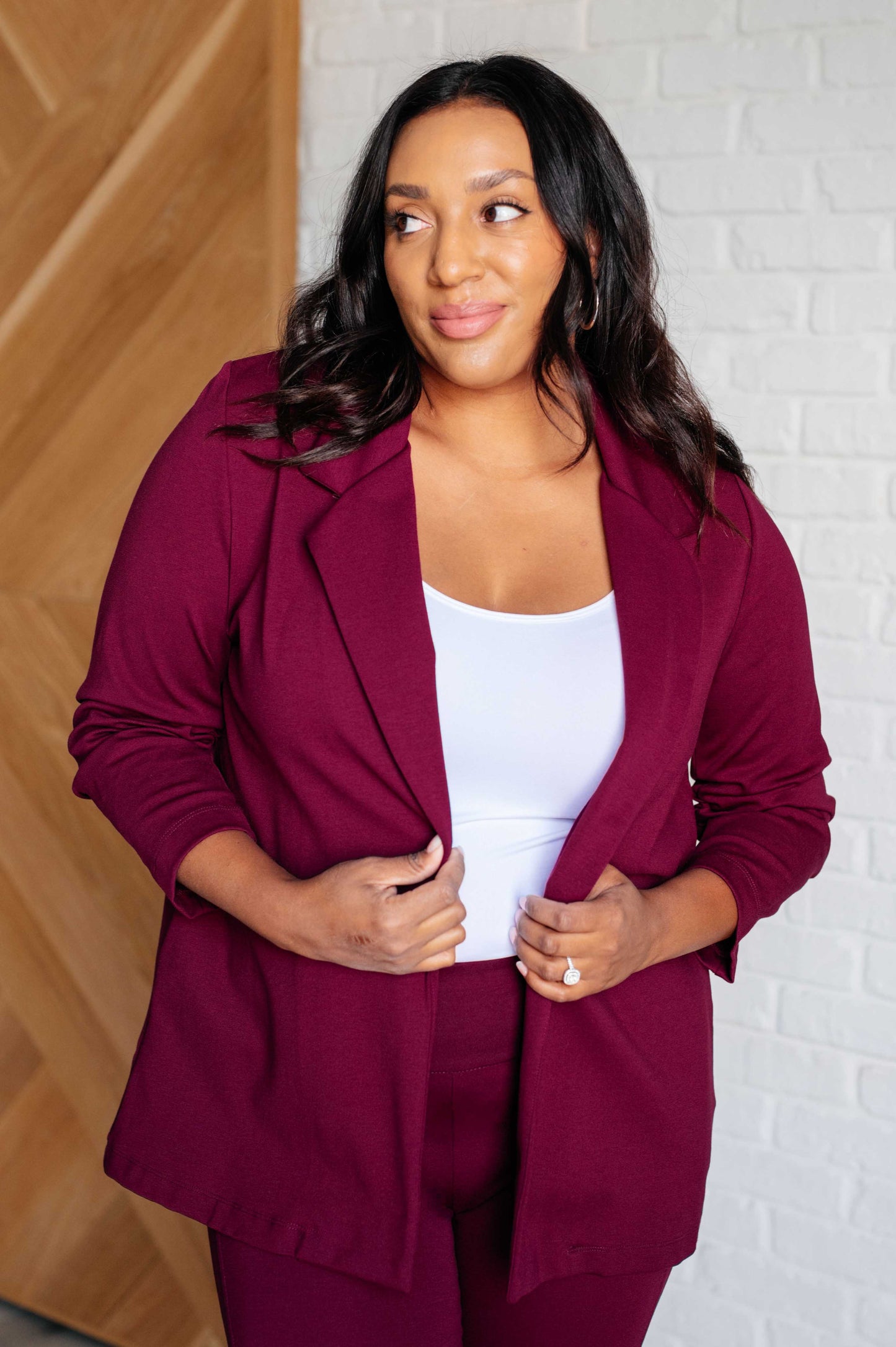 Dear Scarlett Magic 3/4 Blazer in Wine