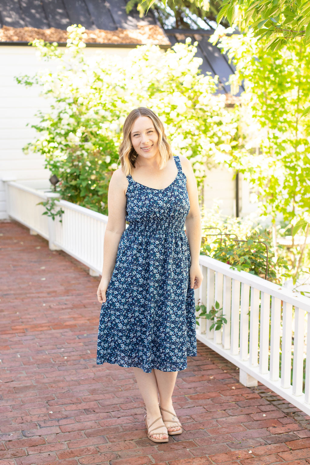 Michelle Mae Cassidy Midi Dress - Blue Floral Mix