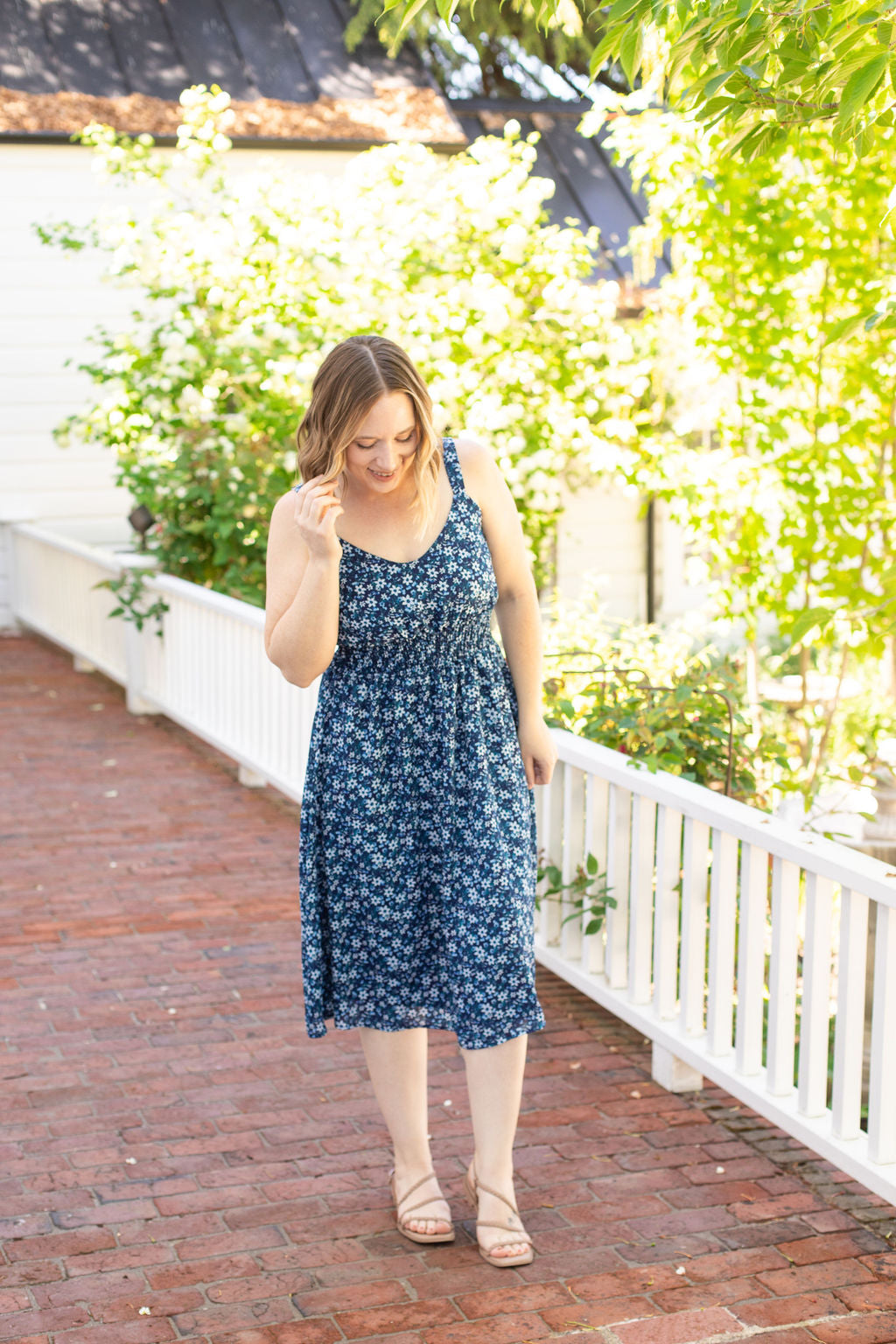 Michelle Mae Cassidy Midi Dress - Blue Floral Mix