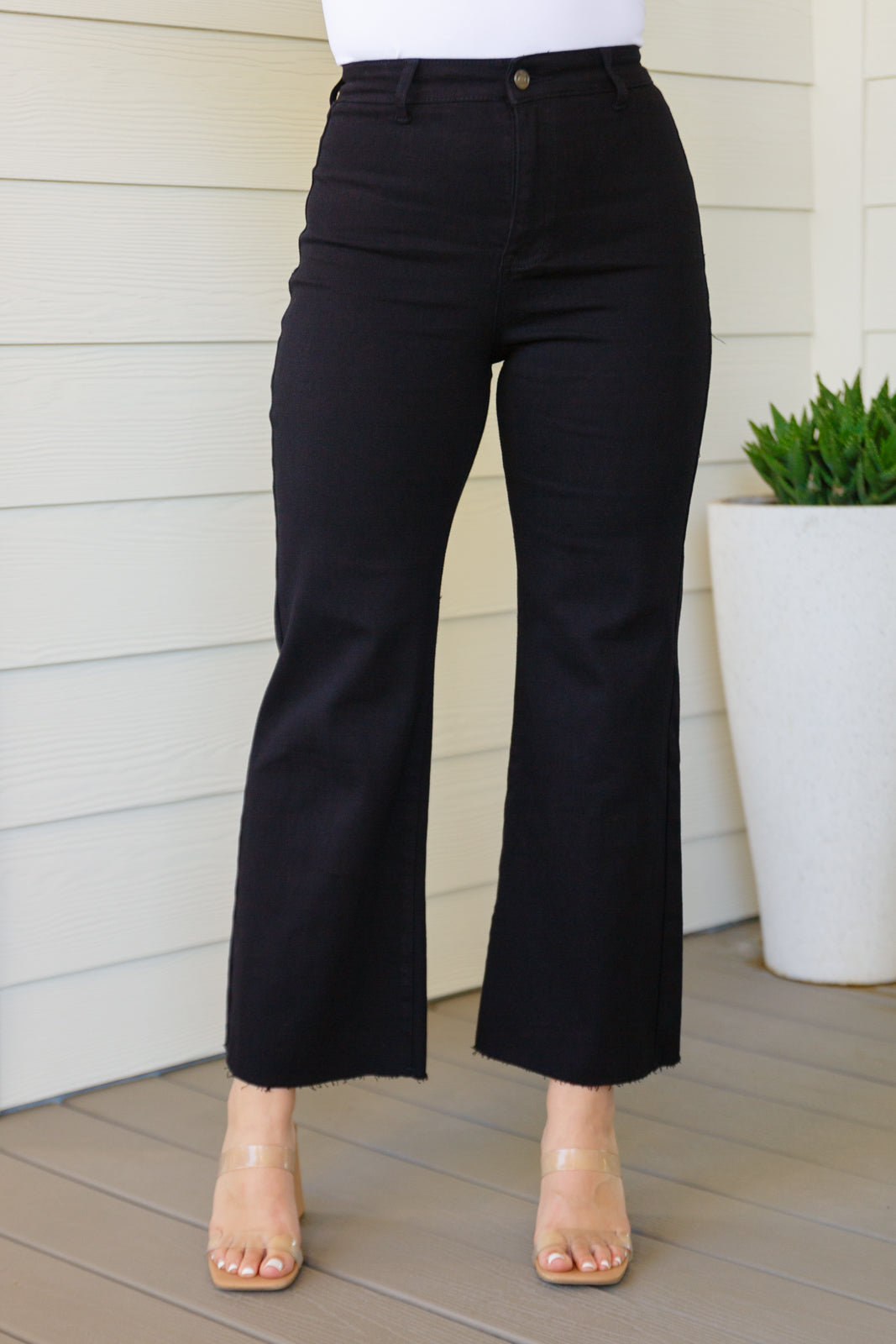 August High Rise Wide Leg Crop Jeans in Black - G Marie's Boutique 