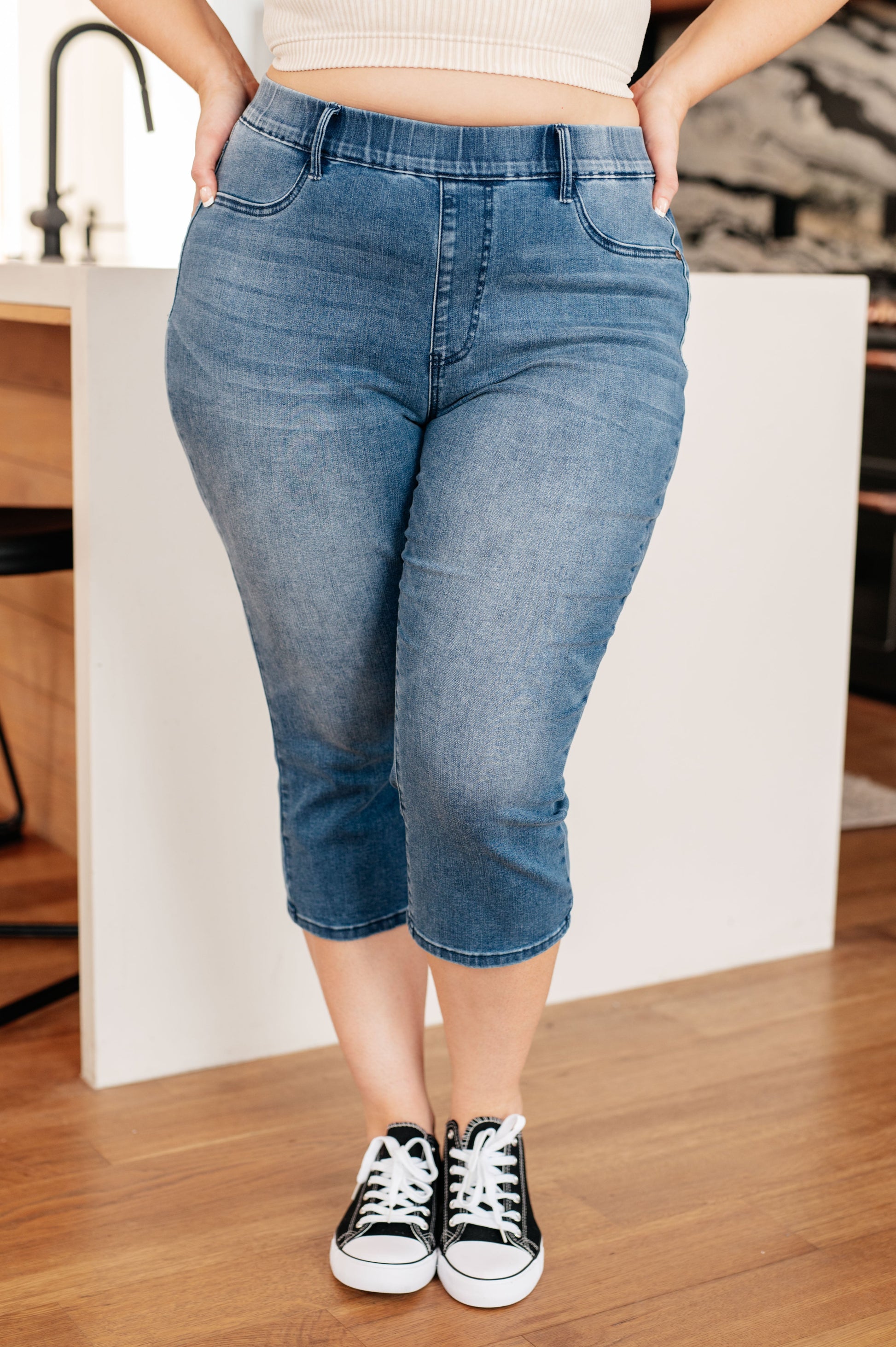 Emily High Rise Cool Denim Pull On Capri Jeans - G Marie's Boutique 