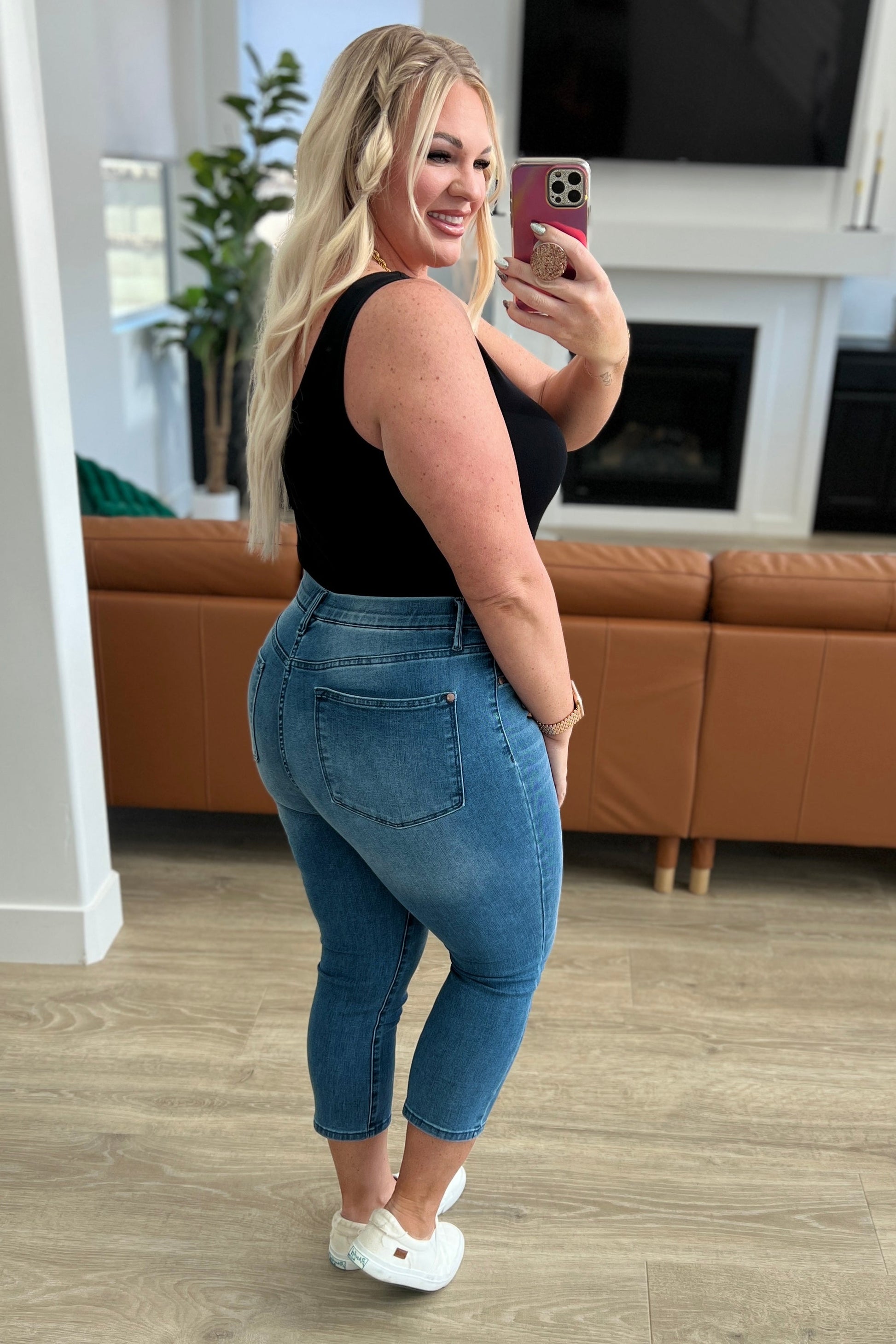 Emily High Rise Cool Denim Pull On Capri Jeans - G Marie's Boutique 