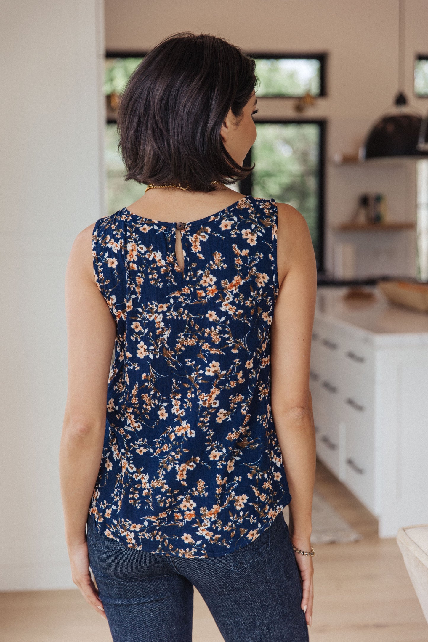 Perfect Floral Keyhole Sleeveless Top - G Marie's Boutique 